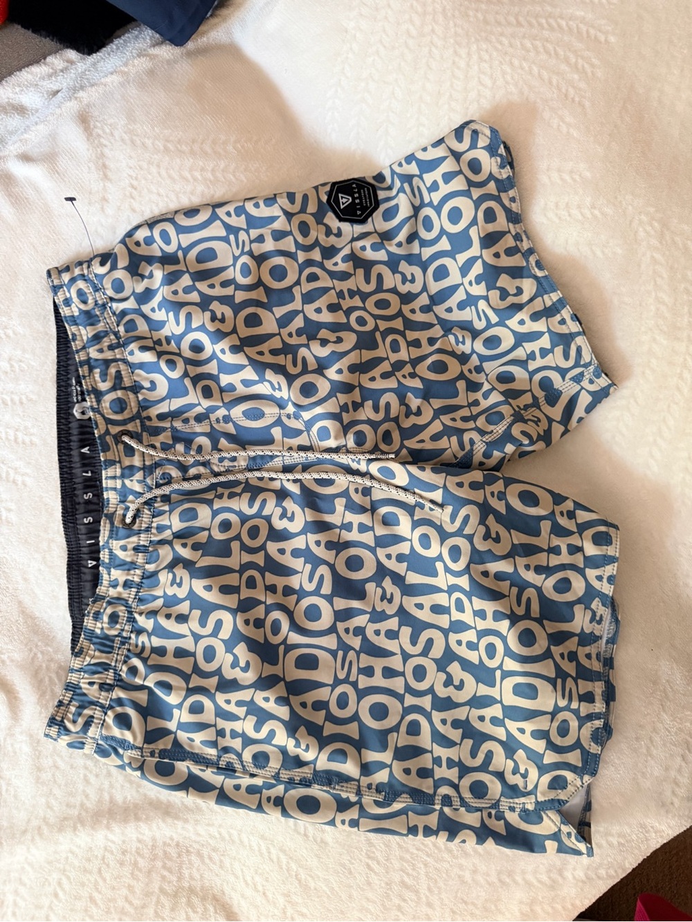 VISSLA Blue and White Logo Patch Surf Shirt | Medium - Picture 4 of 6
